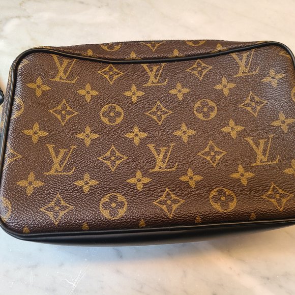 Louis Vuitton Kasai Clutch Monogram Brown - Picture 4 of 8